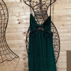 Elegant Green Velvet Dress